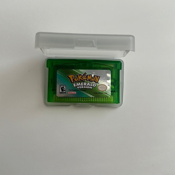 Pokémon Emerald Version (Renewed)